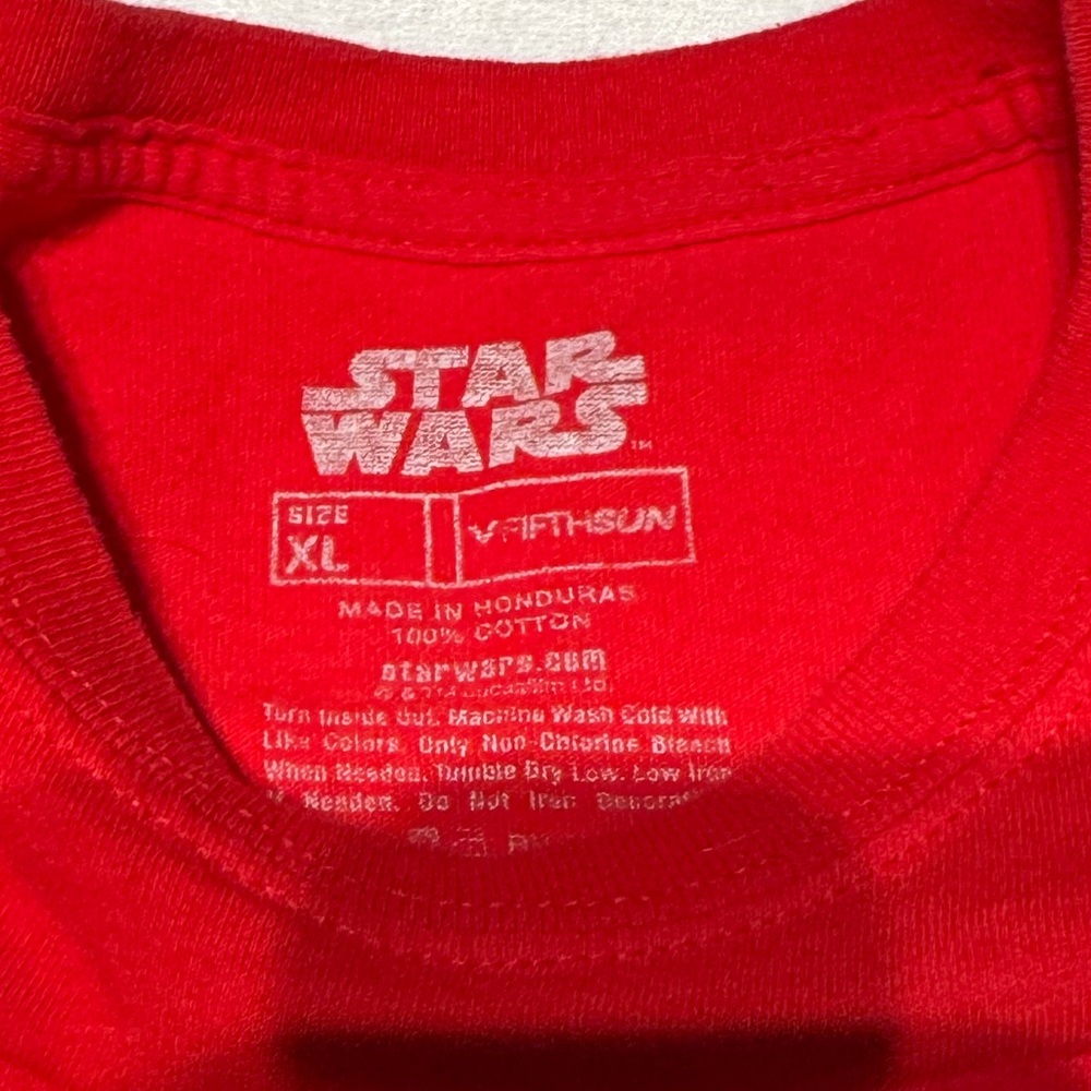 Star Wars Mandalorian Red Shirt - Picture 3 of 6